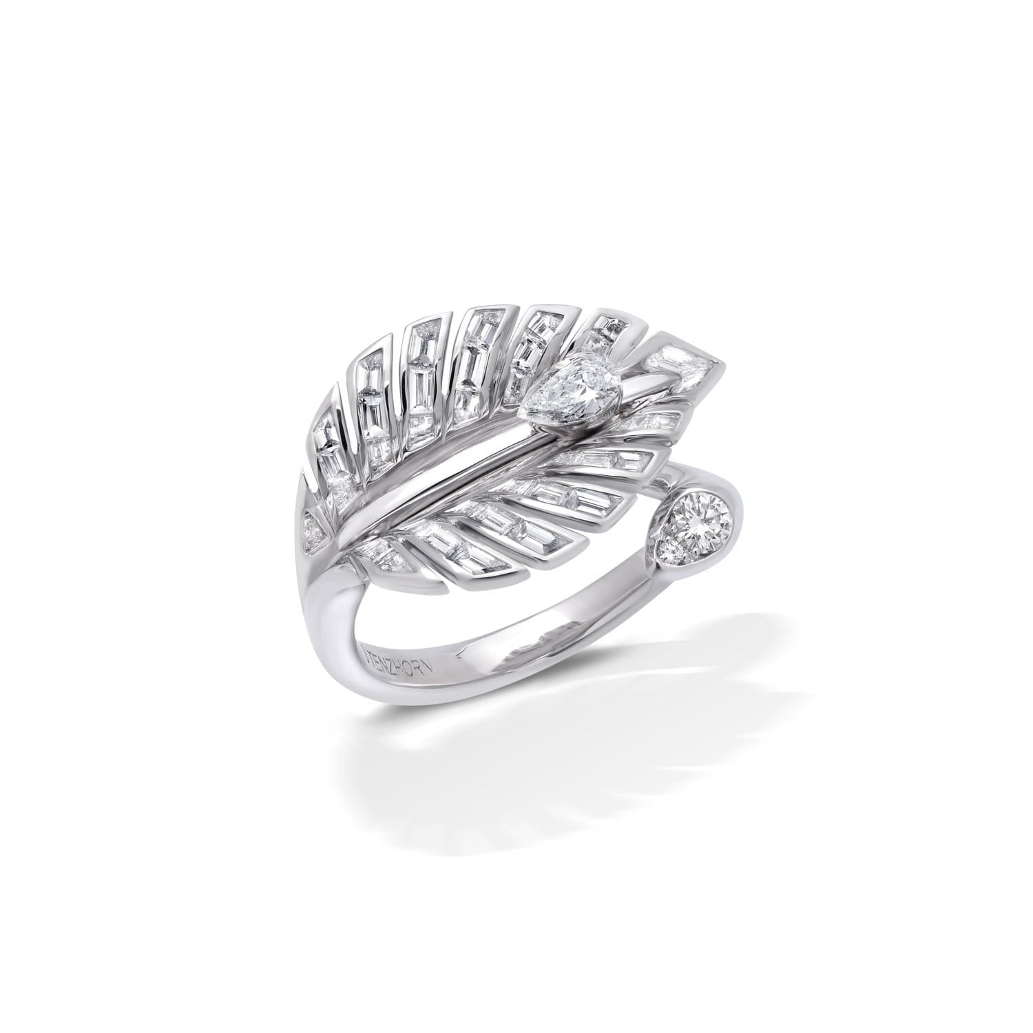 THE DEWDROP Baguette-Diamant Ring